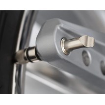 WMS 8-Sensor- Achsmessgerät CL 101-2S - Standard-Variante mit PC und FahrwagenWMS 8-Sensor- Achsmessgerät CL 101-2S - Standard-Variante mit PC und Fahrwagen